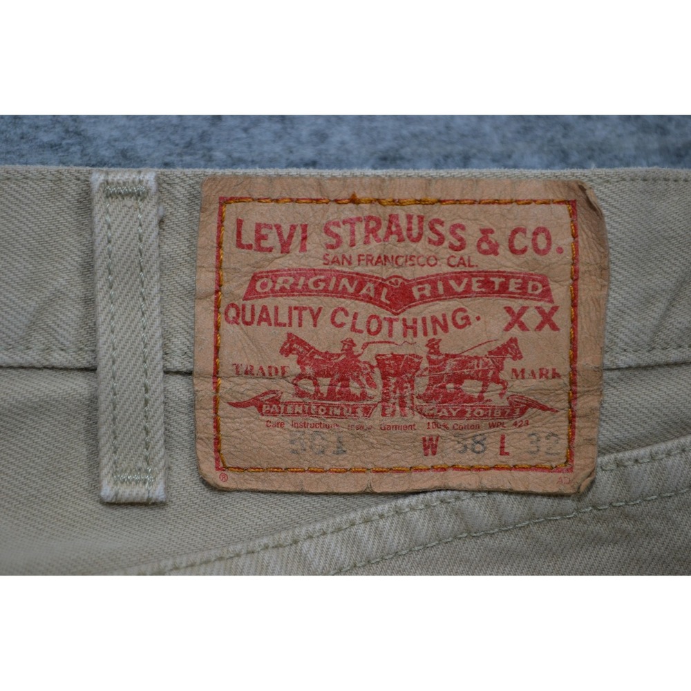 Vintage Levi's 501 Jeans Mens Size 38x32 Beige Denim Button Fly Straight Pants